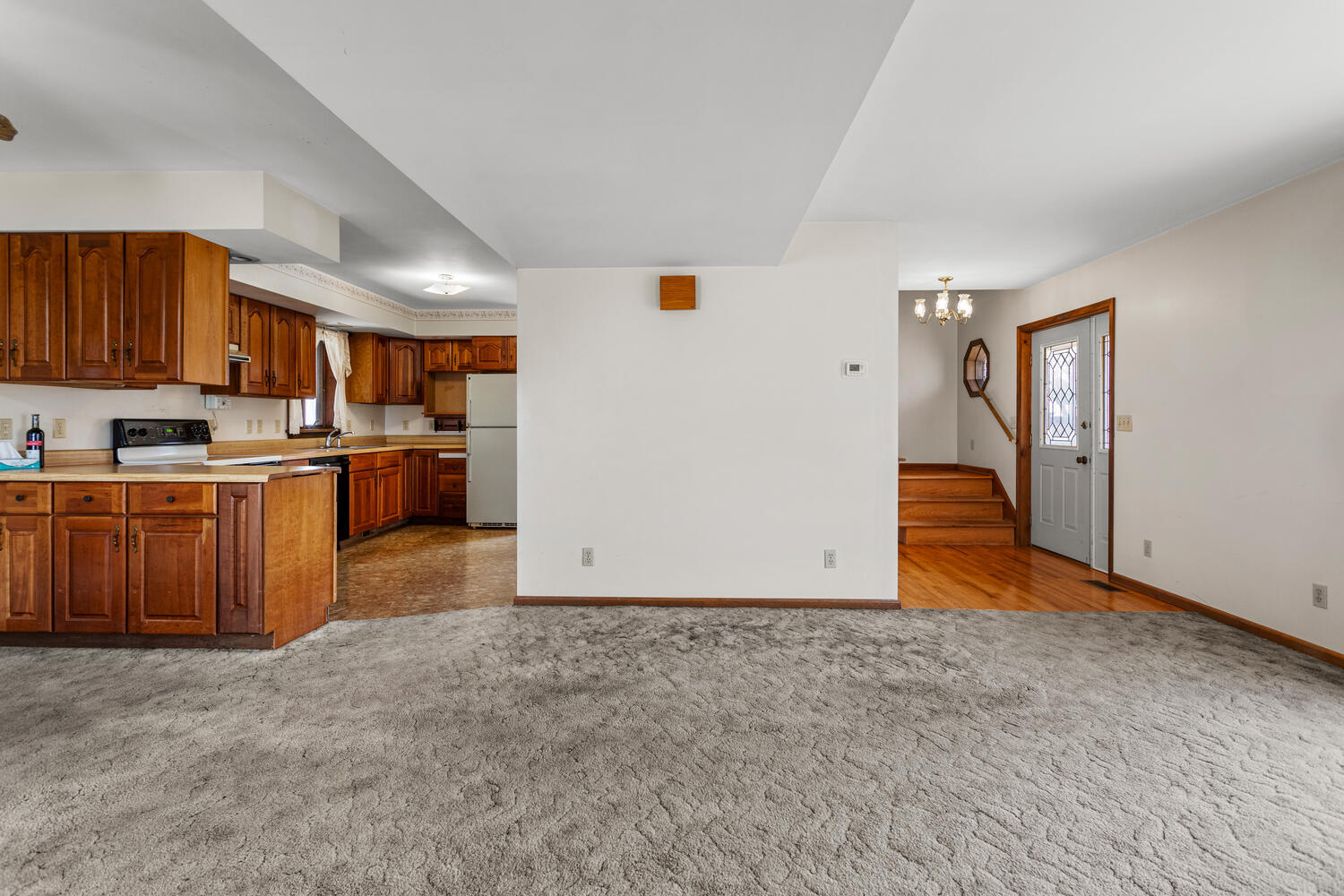 204 W Meade Street Property Photo 12