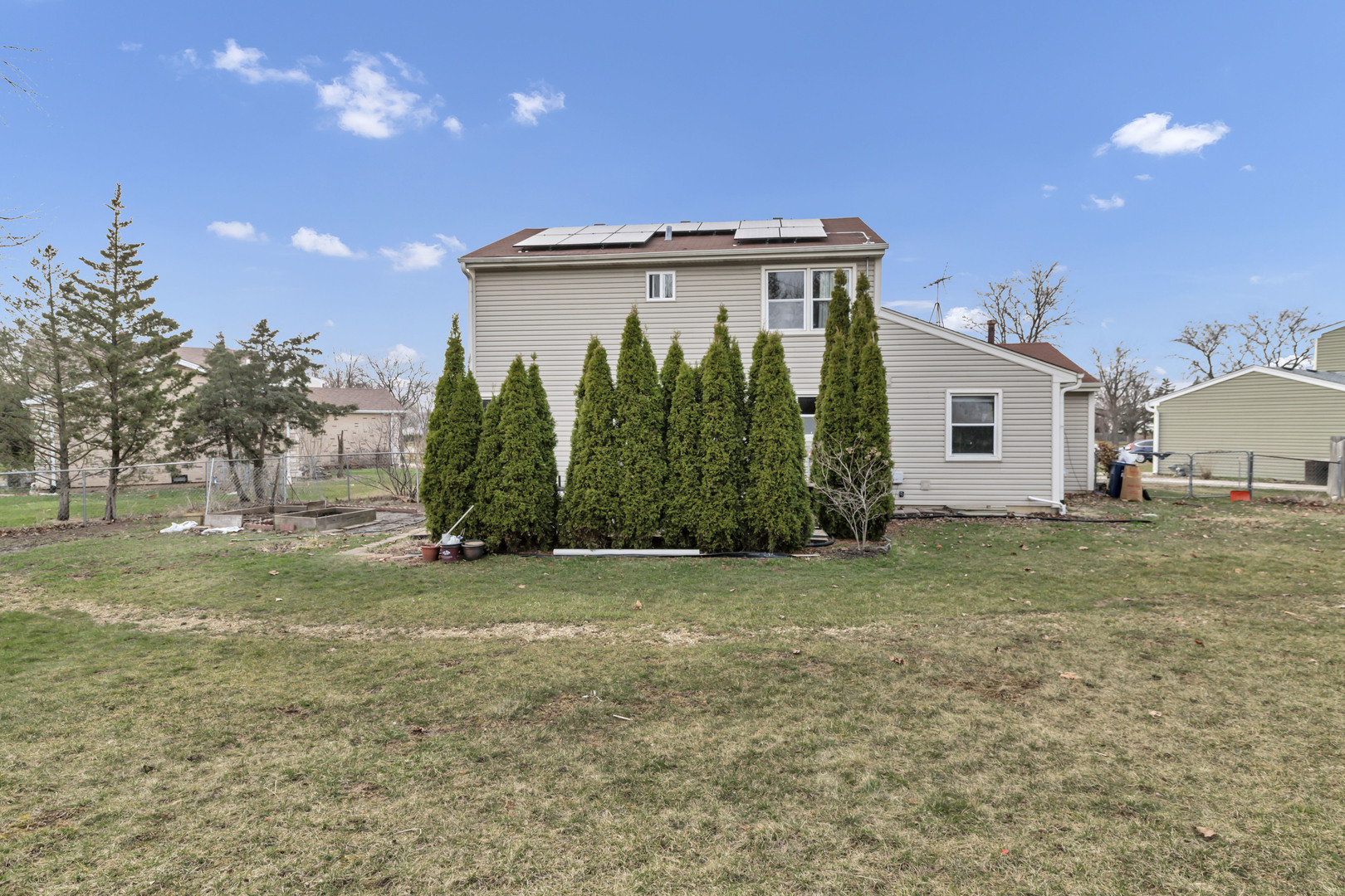 2013 Briar Hill Drive Property Photo 3