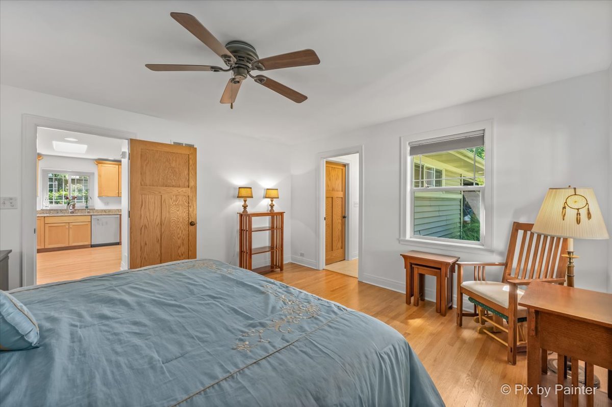 418 Lake Shore Boulevard Property Photo 13