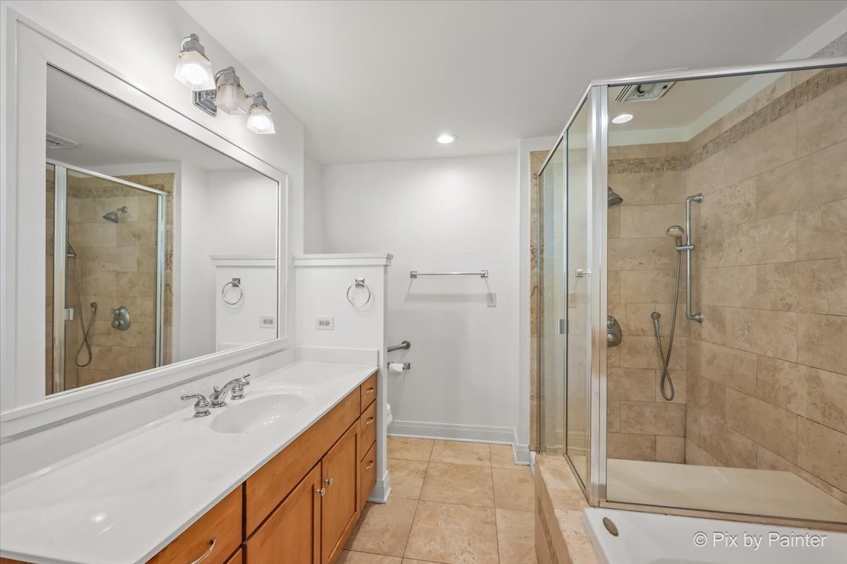 418 Lake Shore Boulevard Property Photo 15