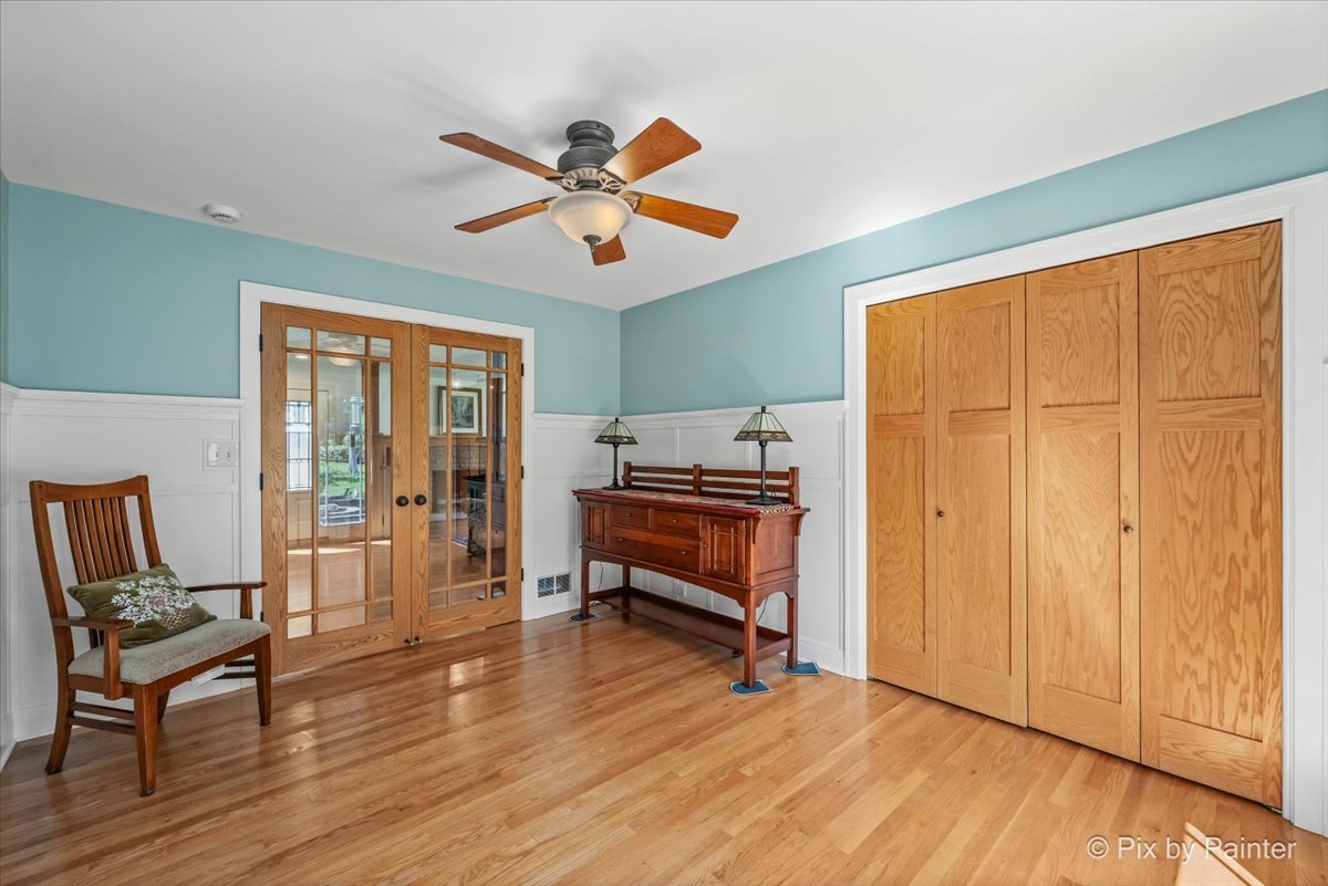 418 Lake Shore Boulevard Property Photo 17
