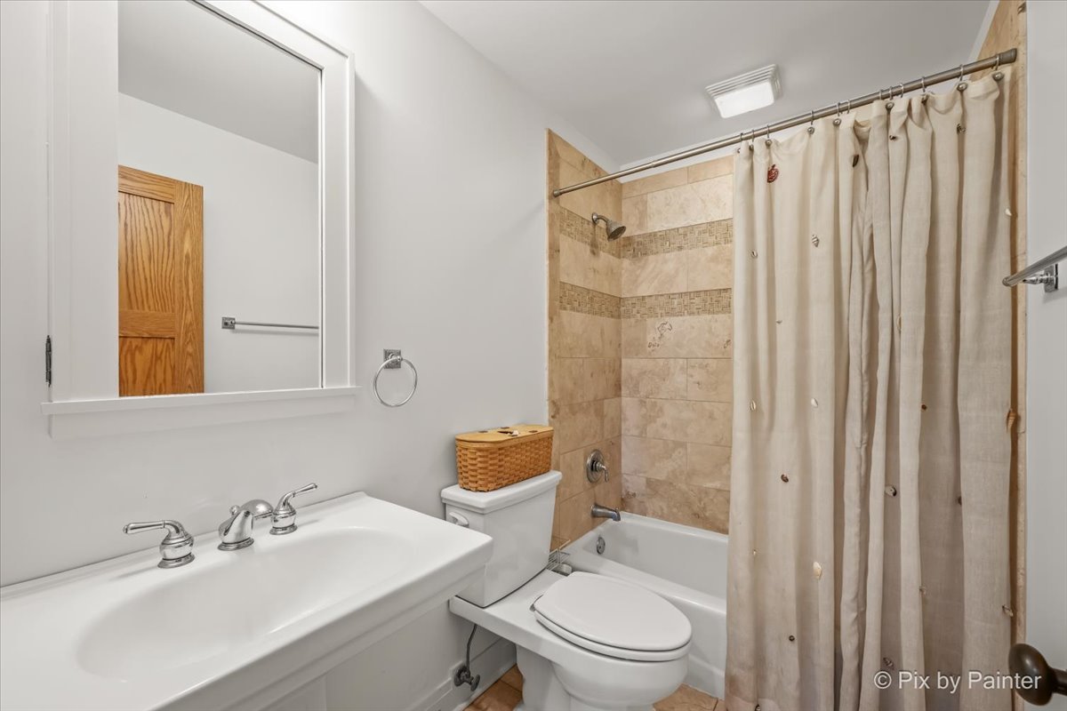 418 Lake Shore Boulevard Property Photo 20