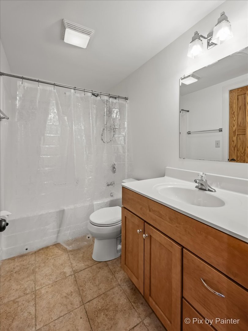 418 Lake Shore Boulevard Property Photo 26
