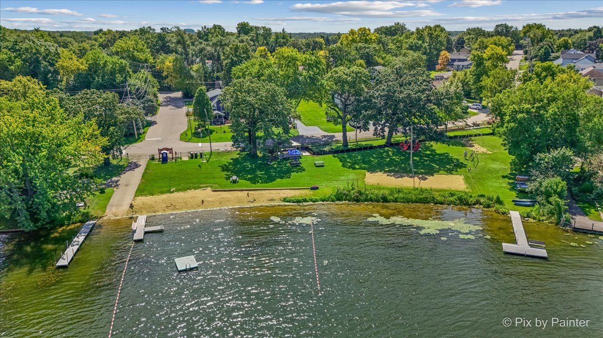 418 Lake Shore Boulevard Property Photo 52