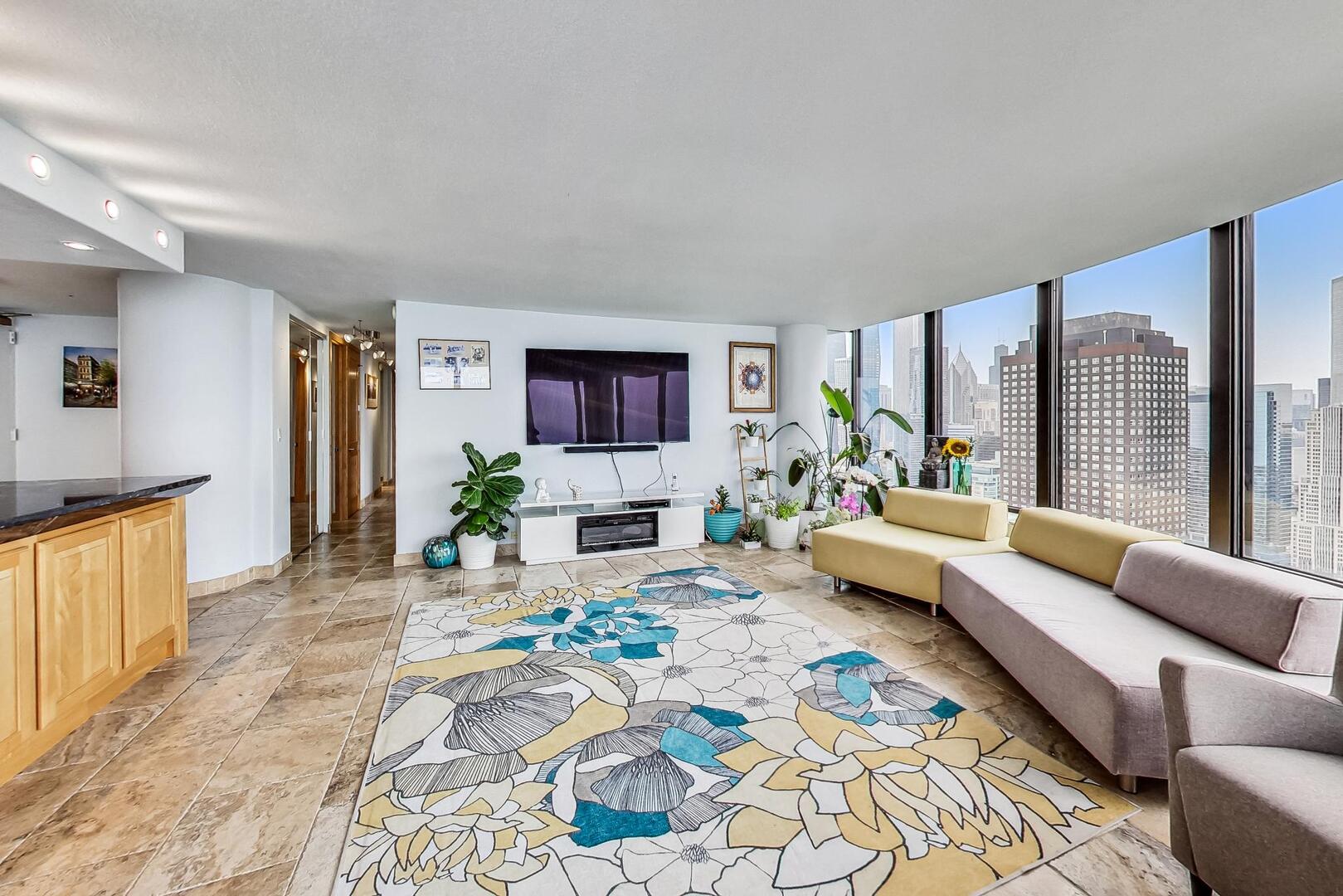 505 N Lake Shore Drive 5302 Property Photo 2