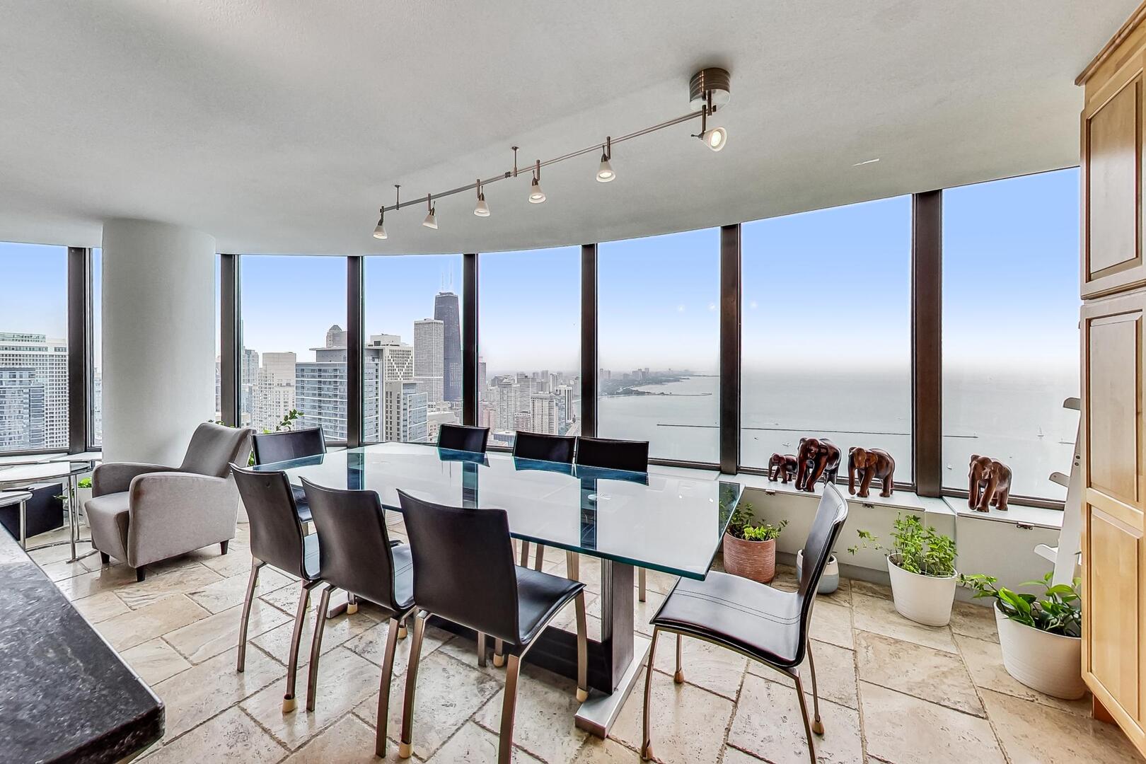 505 N Lake Shore Drive 5302 Property Photo 7