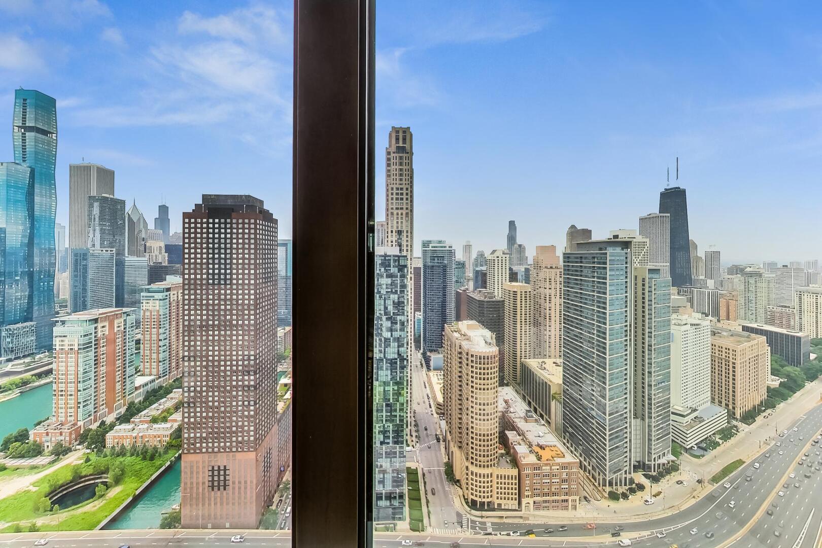 505 N Lake Shore Drive 5302 Property Photo 18