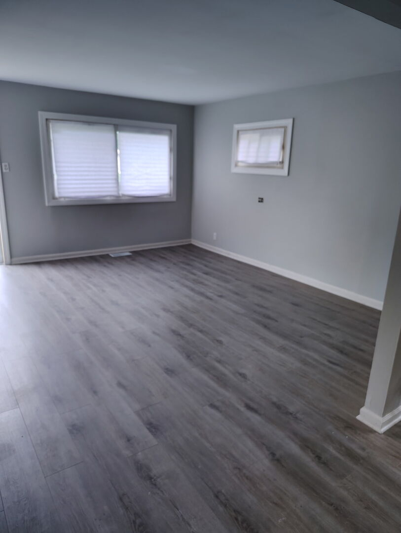 15112 Honore Avenue Property Photo 5