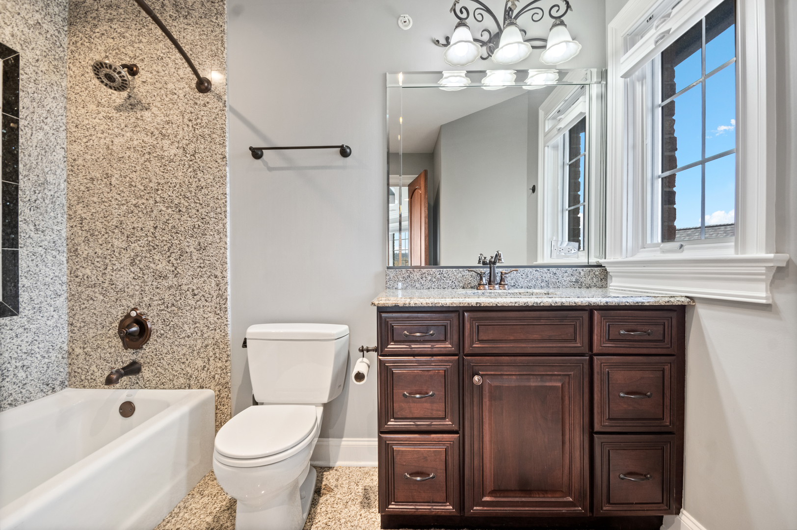 39w431 Long Meadow Lane Property Photo 46
