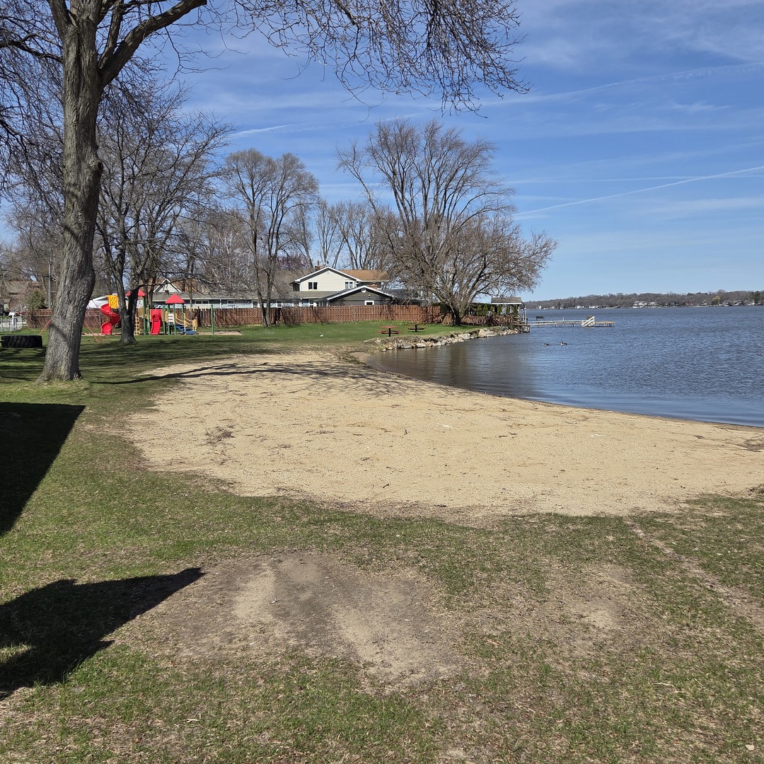 3704 W Lake Shore Drive Property Photo 60