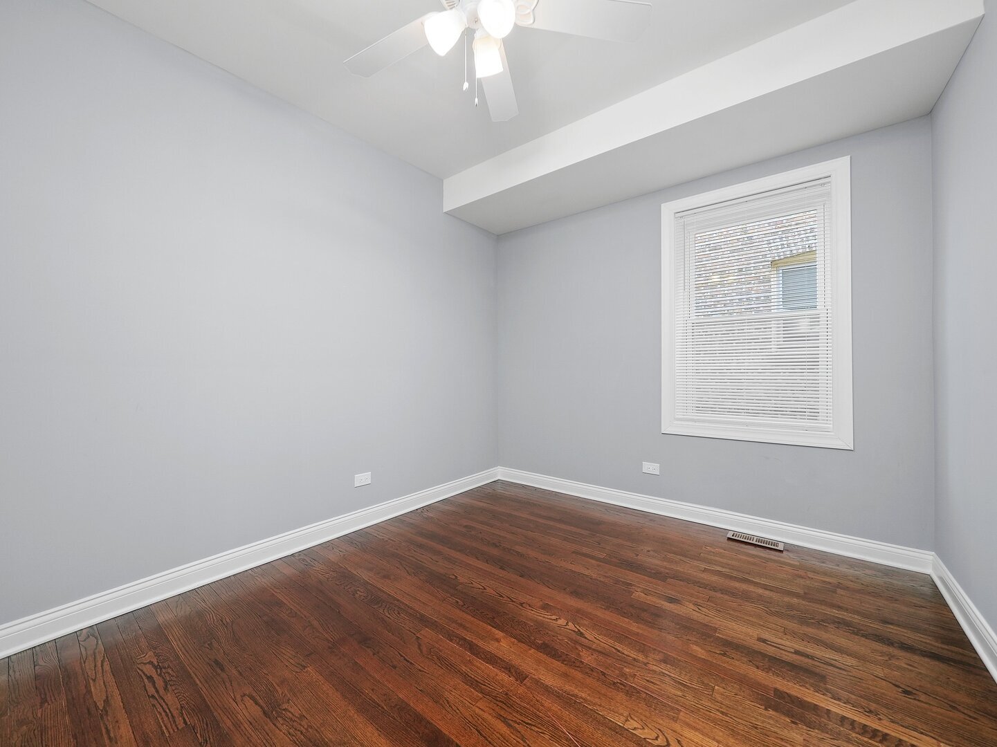 8722 S Kingston Avenue Property Photo 7