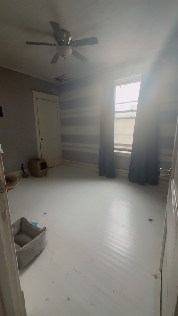 1657 N Artesian Avenue Property Photo 26
