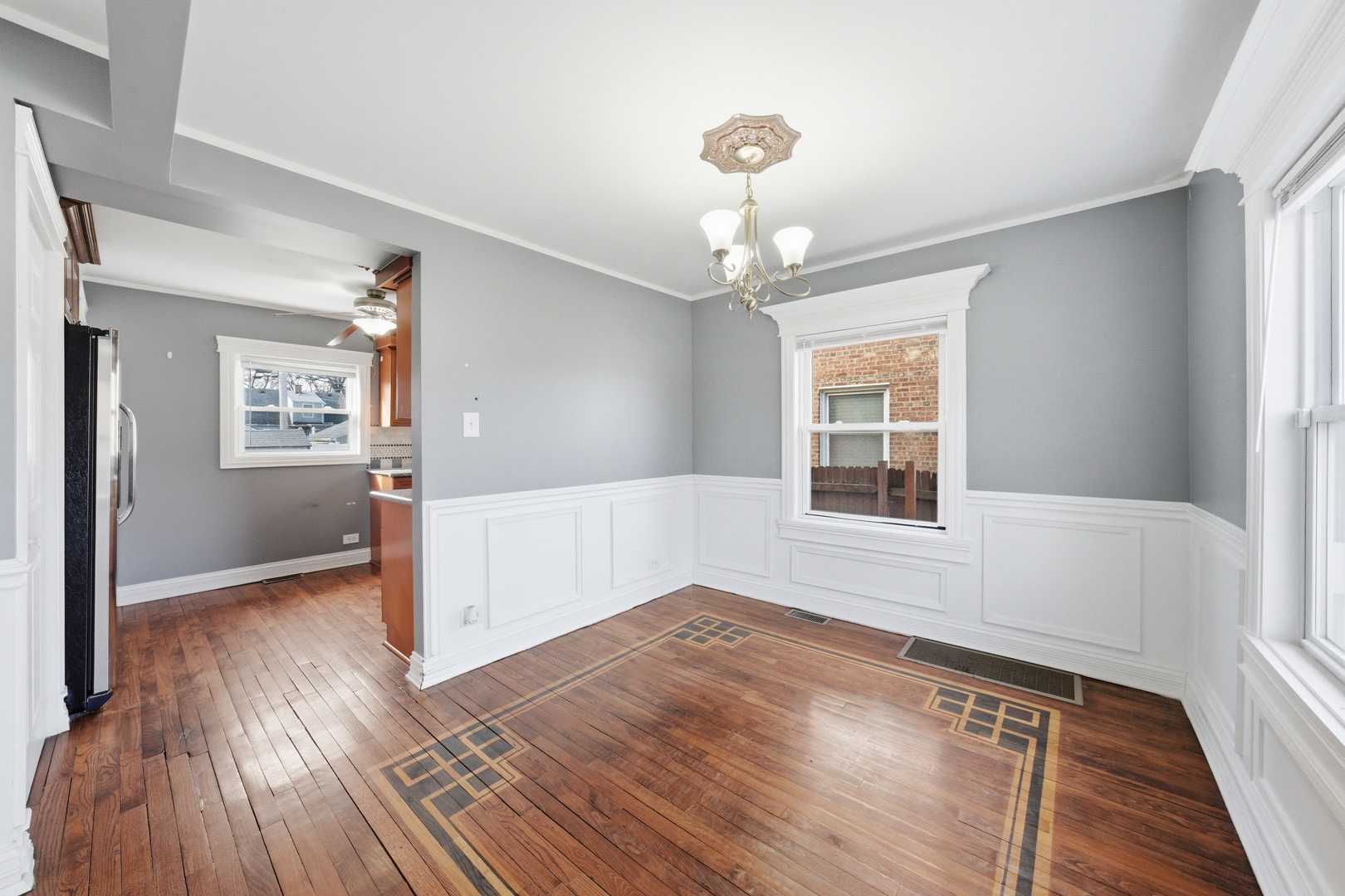 3709 W 85th Street Property Photo 4