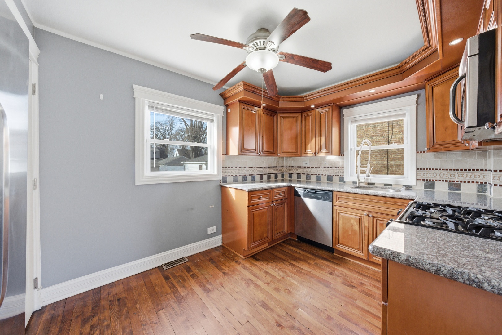 3709 W 85th Street Property Photo 5