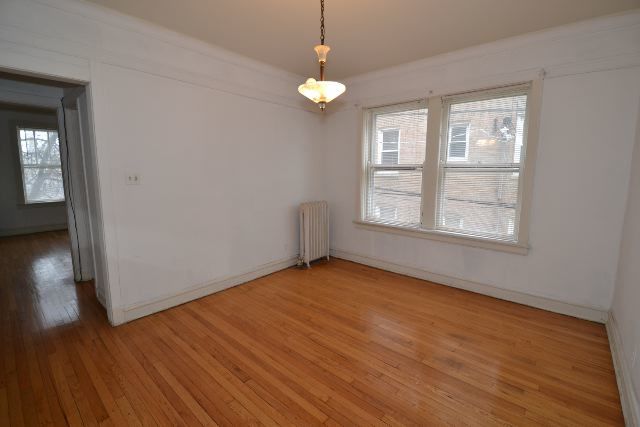 1917 W Winnemac Avenue 2 Property Photo 12