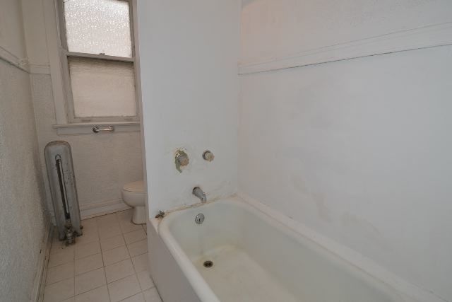 1917 W Winnemac Avenue 2 Property Photo 17
