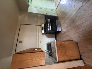 1235 W Foster Avenue Property Photo 3