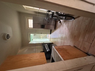1235 W Foster Avenue Property Photo 4