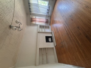 1235 W Foster Avenue Property Photo 6
