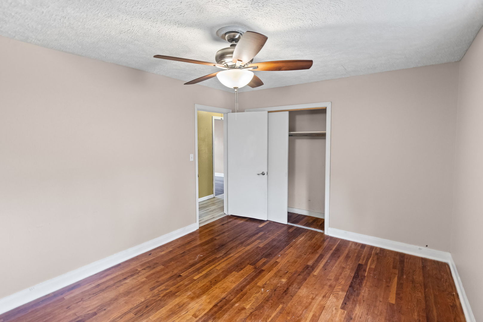 2429 Overbeck Lane Property Photo 34