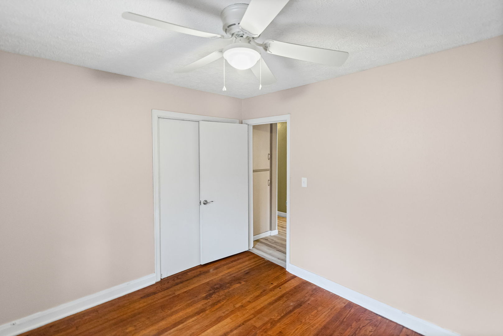 2429 Overbeck Lane Property Photo 37