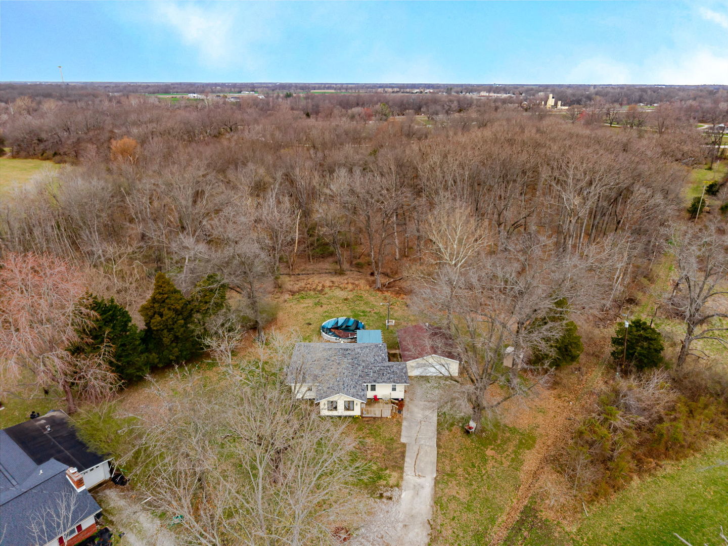 2429 Overbeck Lane Property Photo 39
