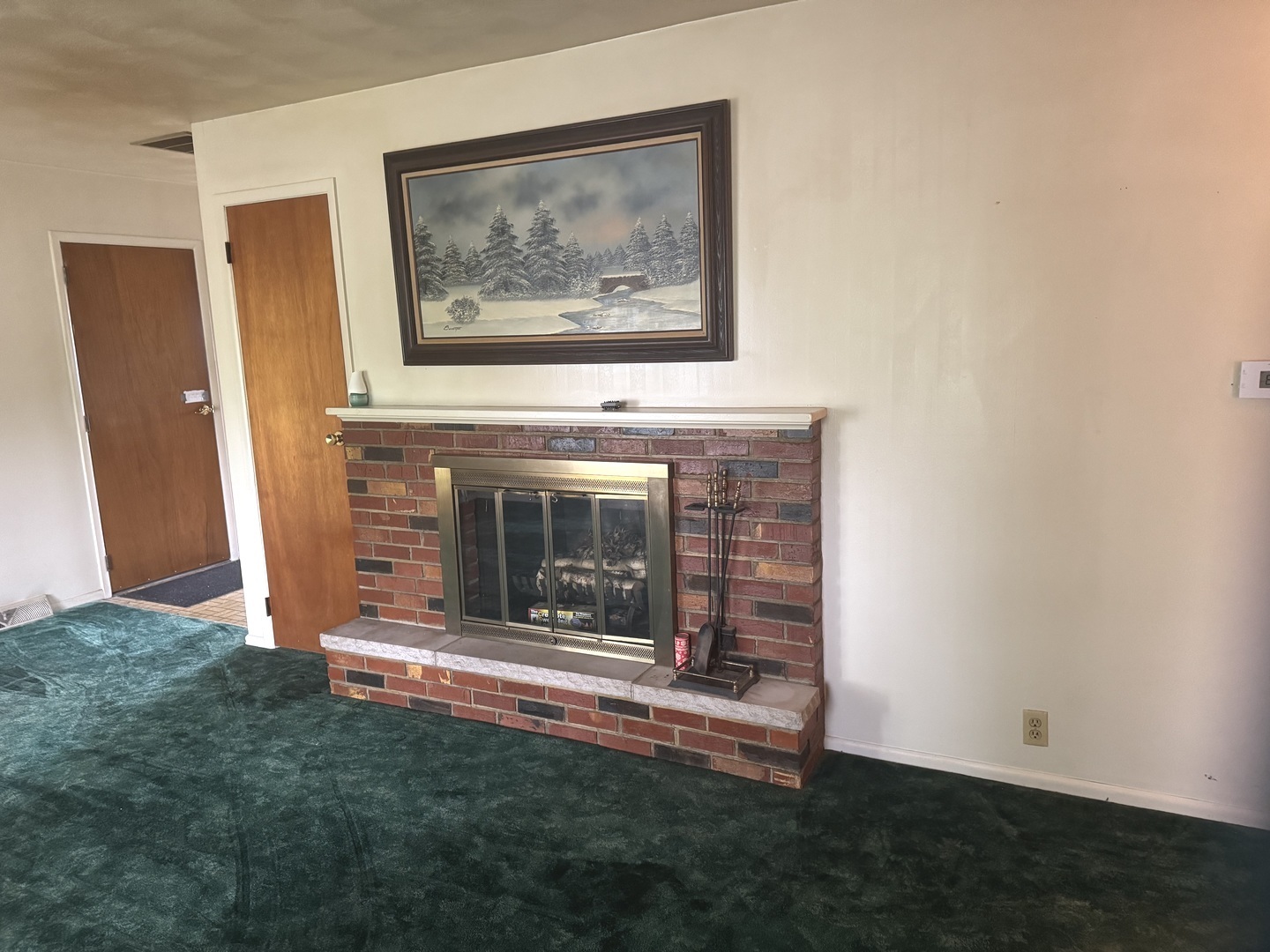 100 Hazelwood Drive Property Photo 11
