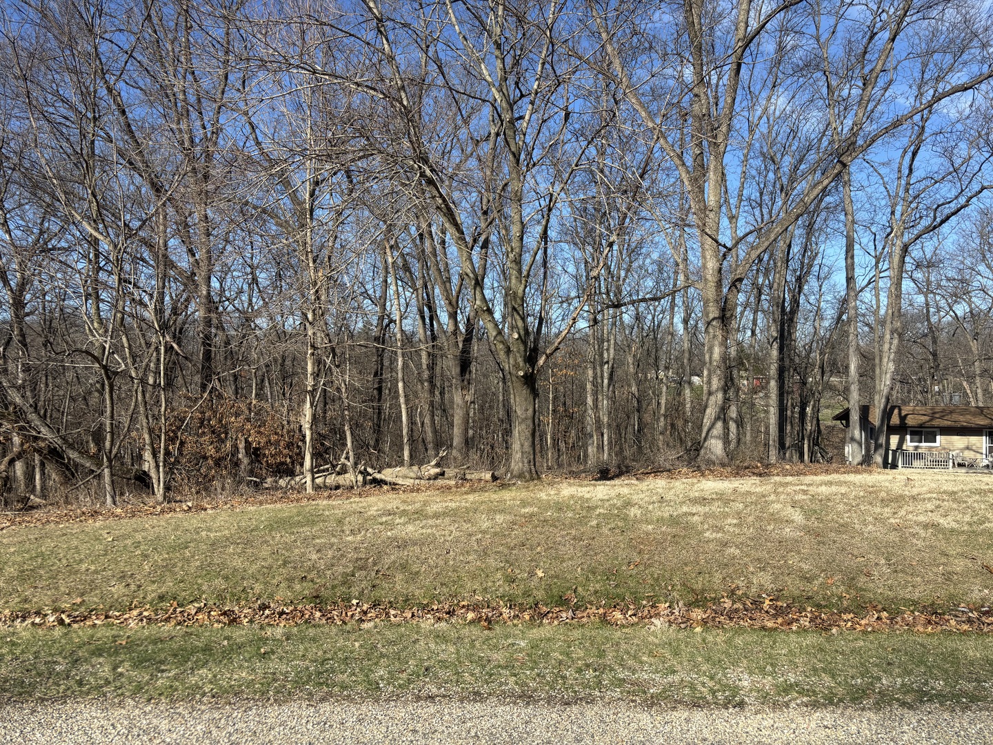 1668 Lakeside Court Property Photo 1
