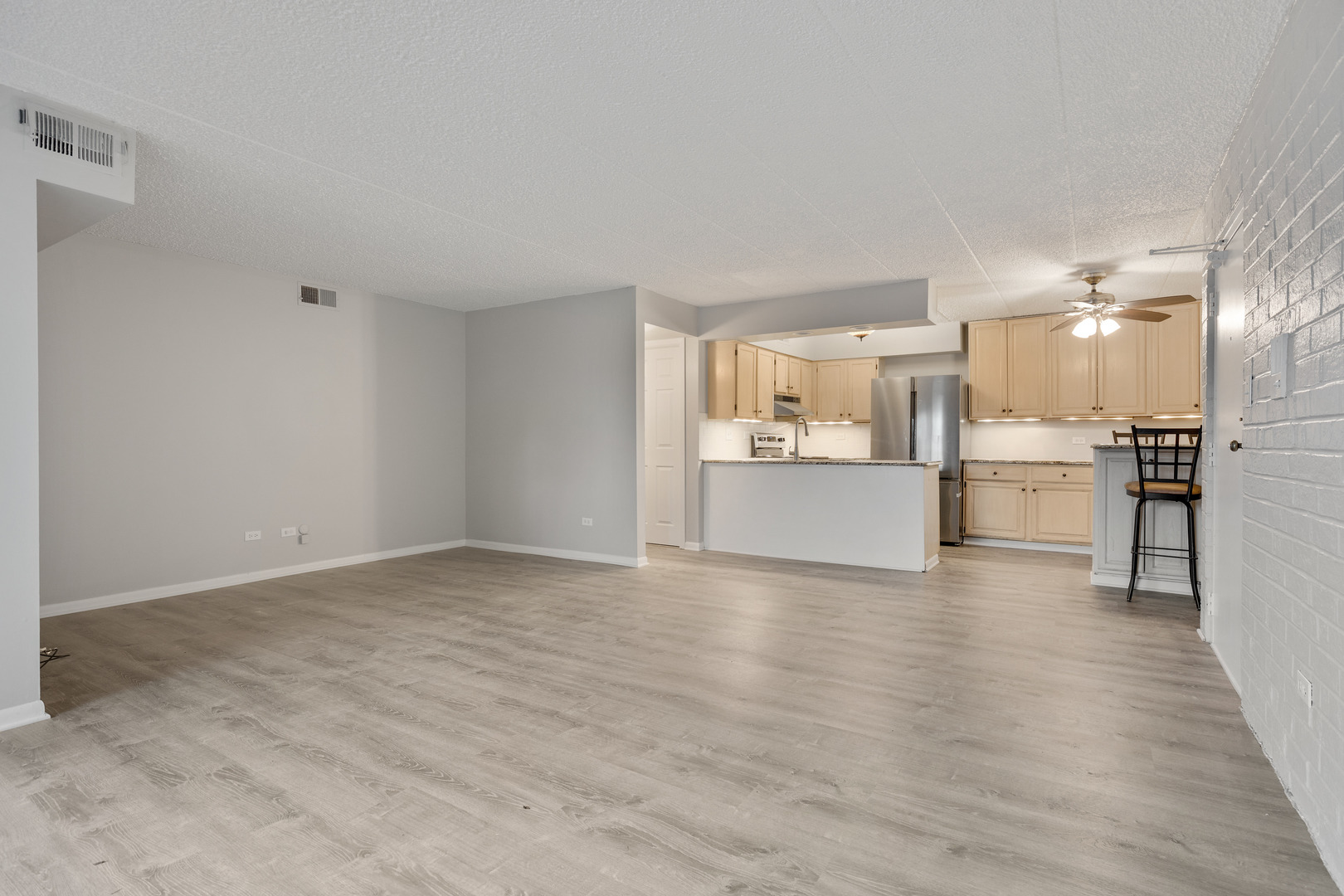 433 Cavalier Court 101a Property Photo 3