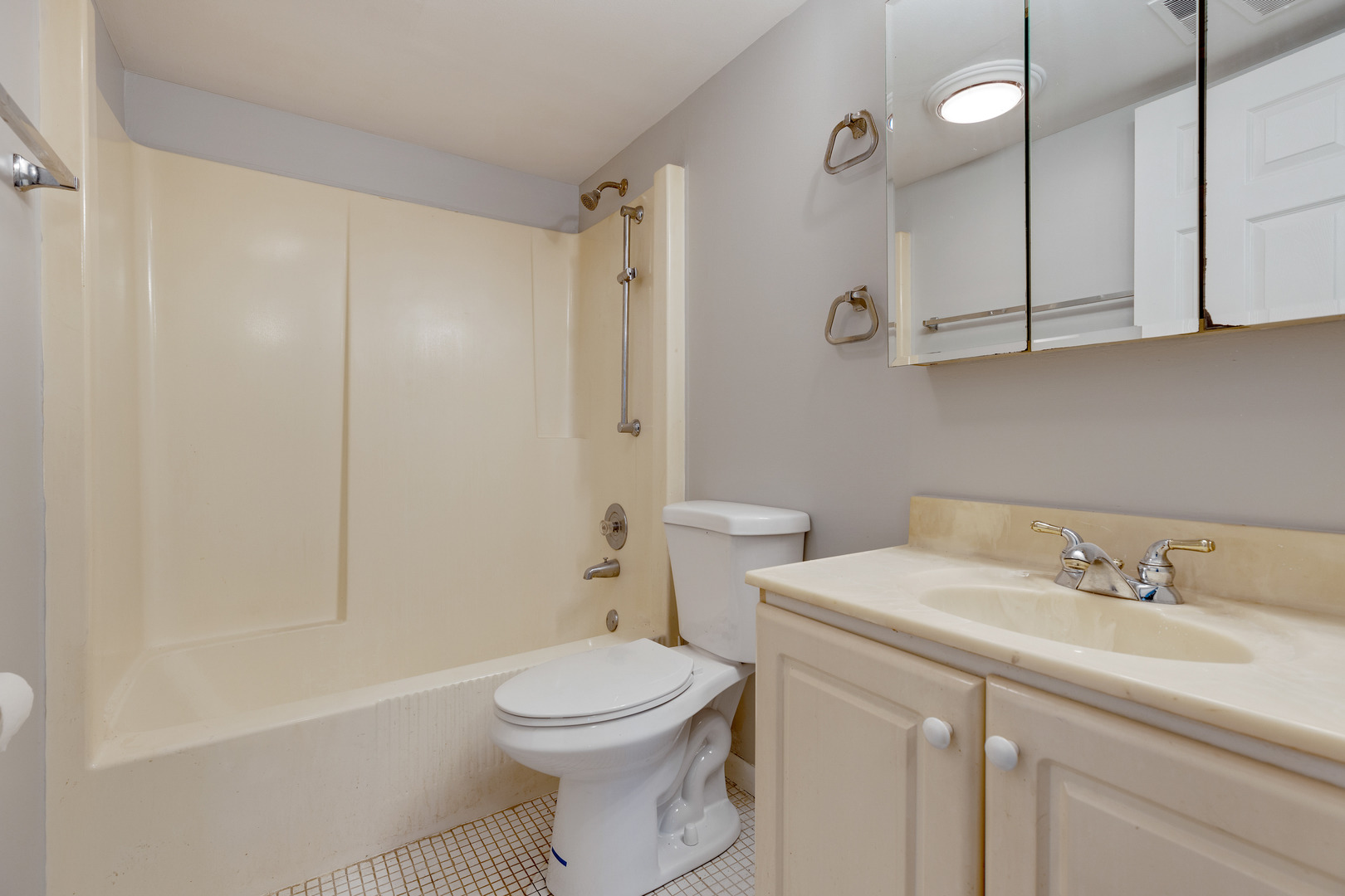 433 Cavalier Court 101a Property Photo 14