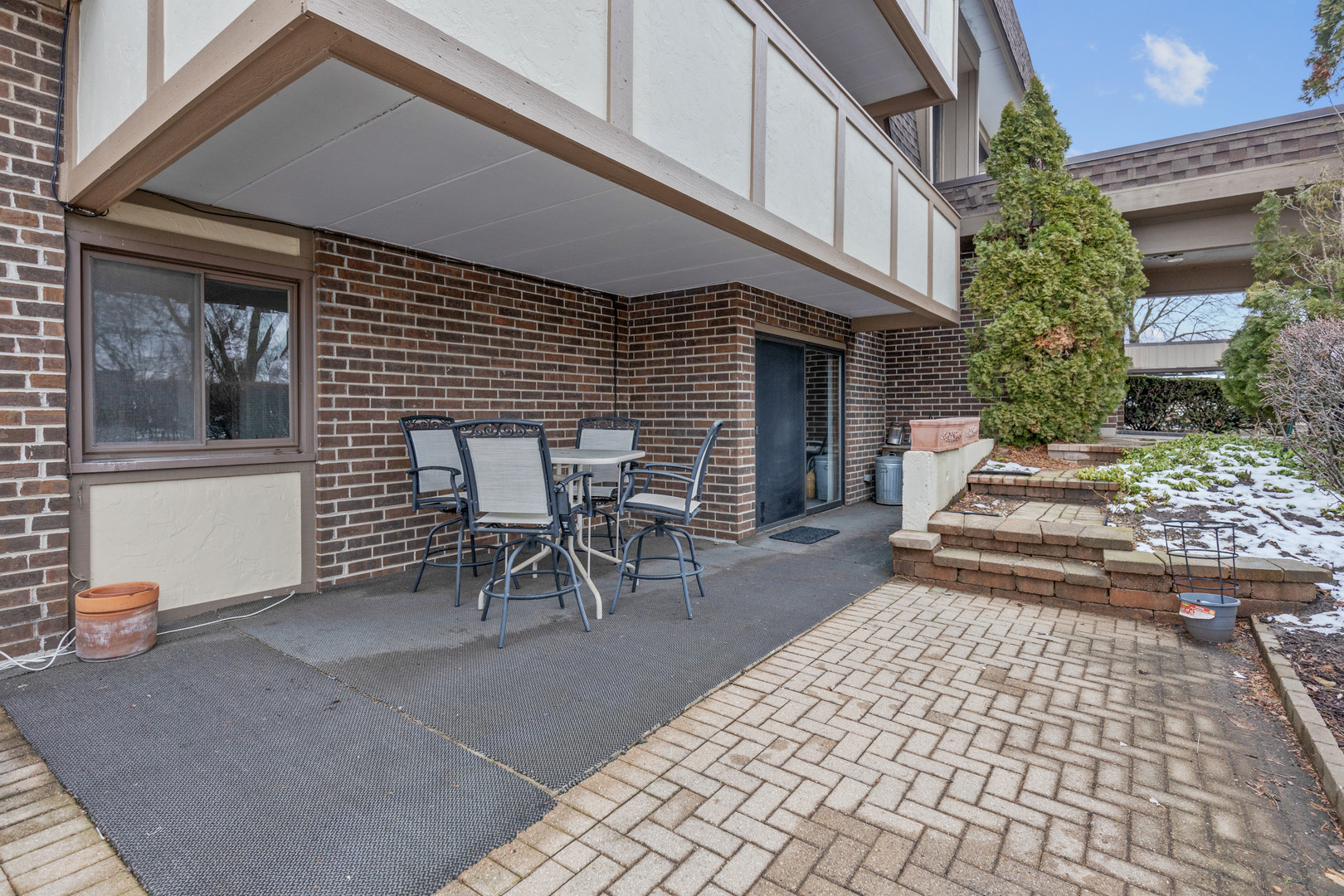 433 Cavalier Court 101a Property Photo 16