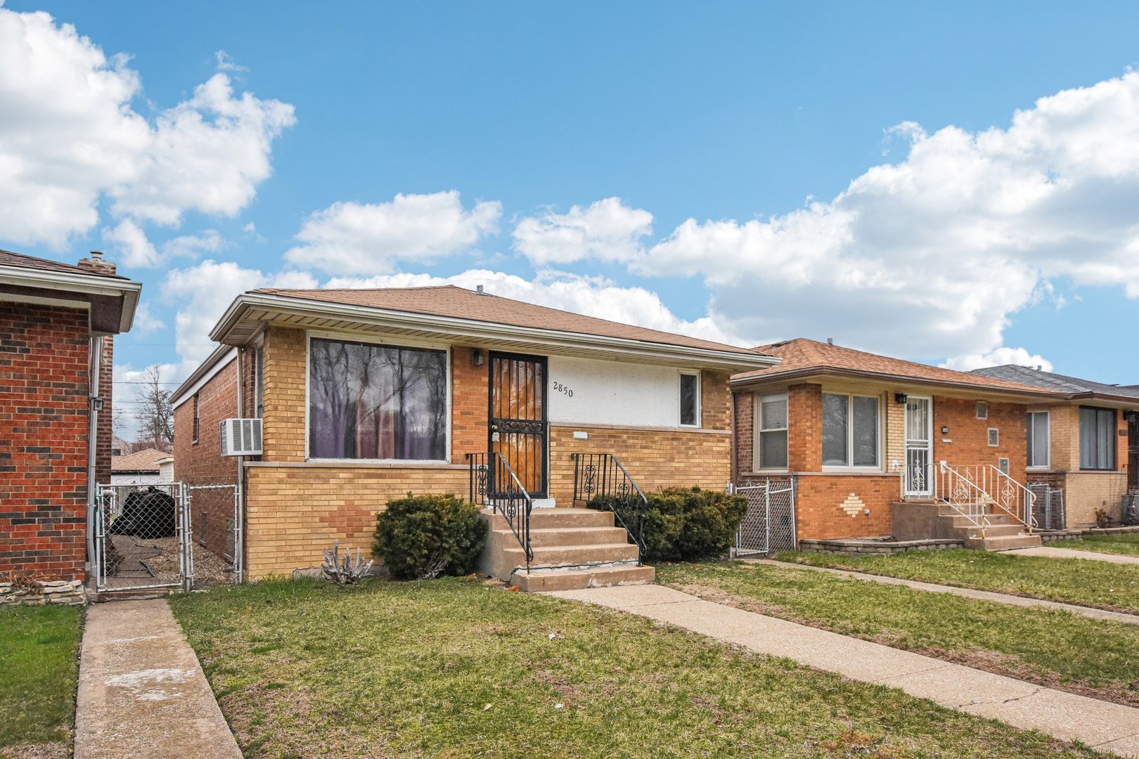 2850 E 94th Street Property Photo 1