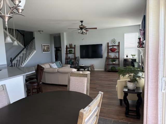812 Caulfield Point Property Photo 11