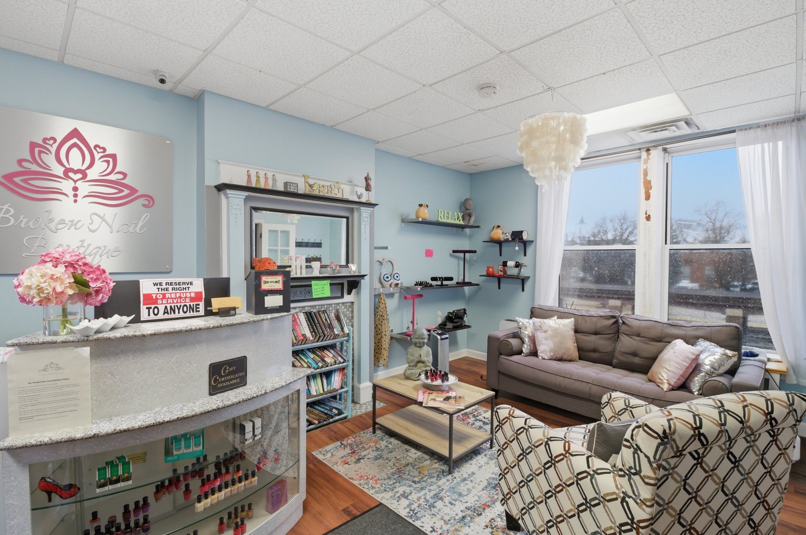 108 W Burlington Avenue 2 Property Photo 3