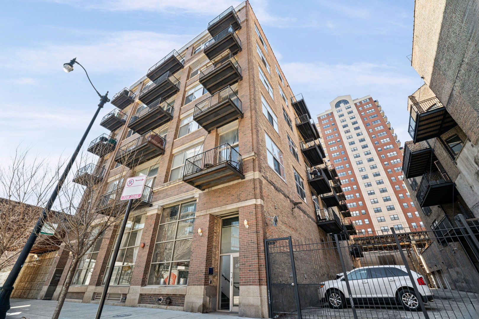 1528 S Wabash Avenue 304 Property Photo 1