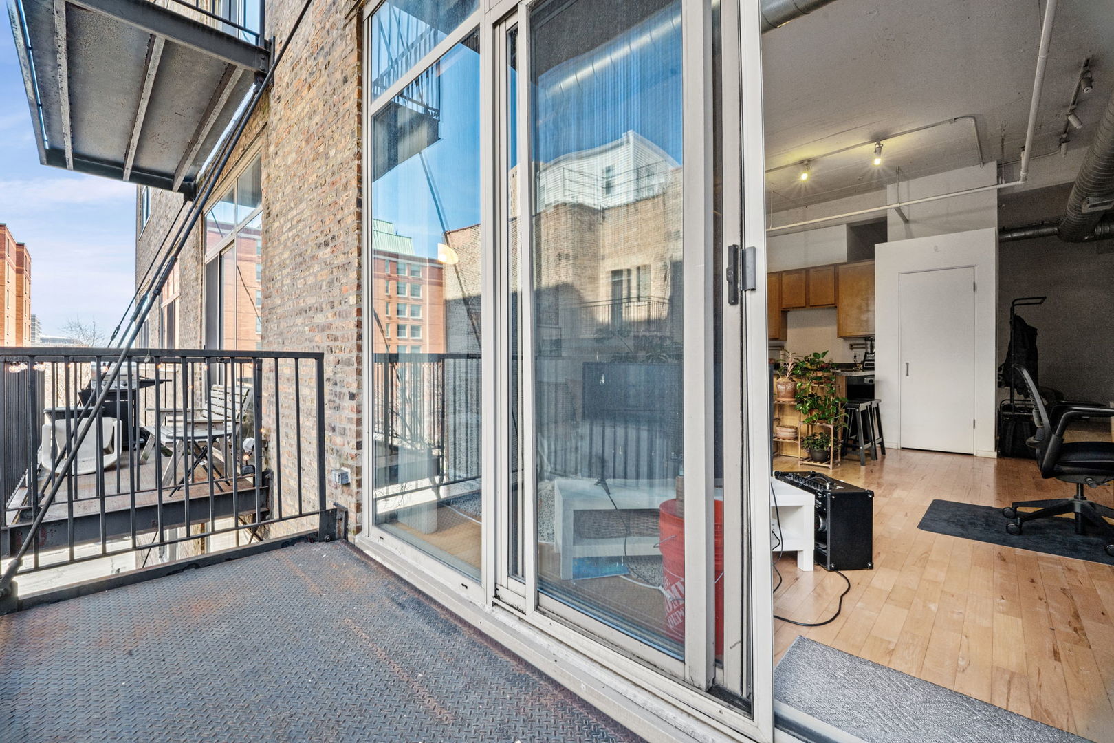 1528 S Wabash Avenue 304 Property Photo 3