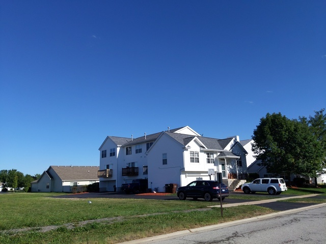1447 Fox Hound Trail Property Photo 2