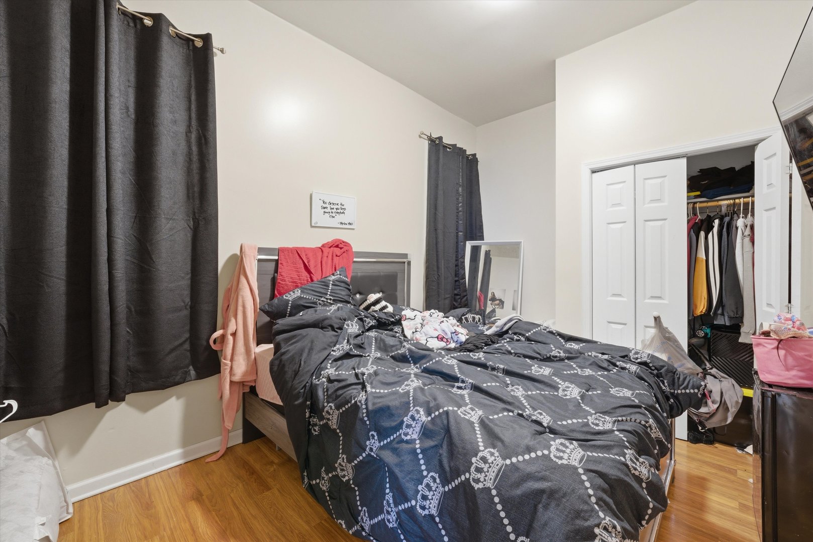 1812 S Hamlin Avenue Property Photo 14