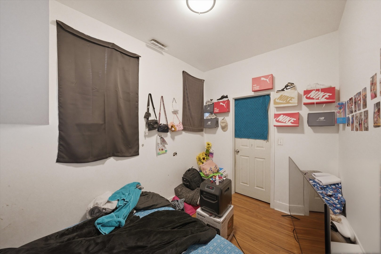 1812 S Hamlin Avenue Property Photo 28