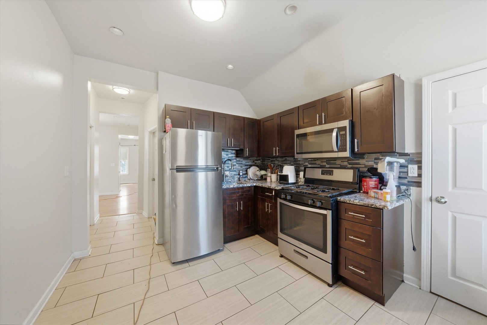 1812 S Hamlin Avenue Property Photo 30