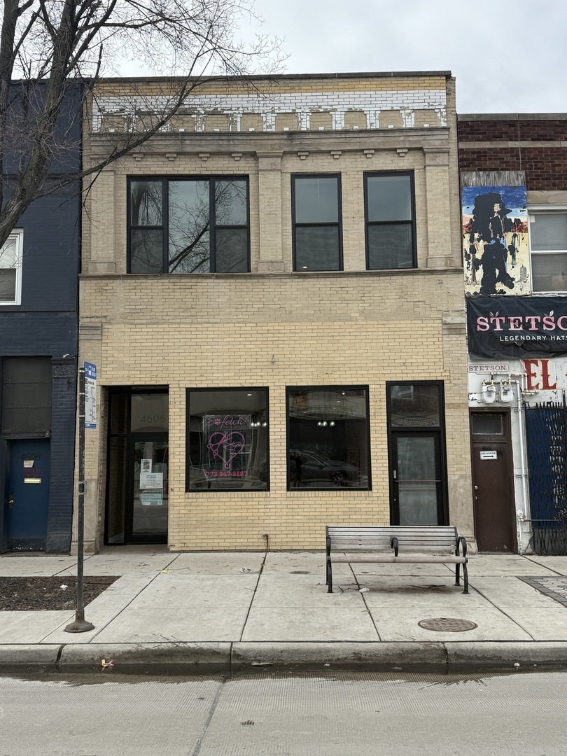 4606 S Ashland Avenue Property Photo 2