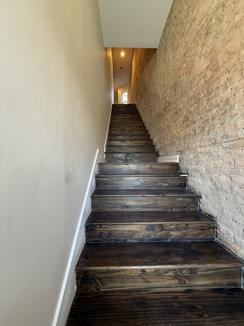4606 S Ashland Avenue Property Photo 3