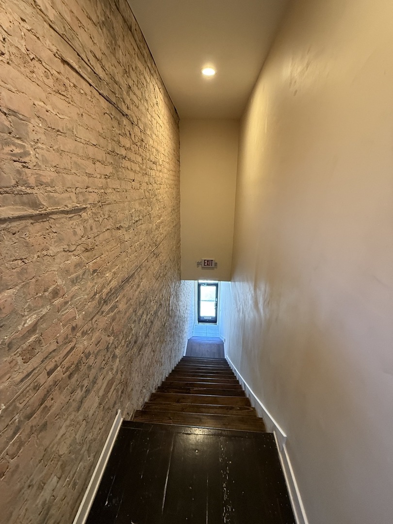4606 S Ashland Avenue Property Photo 4