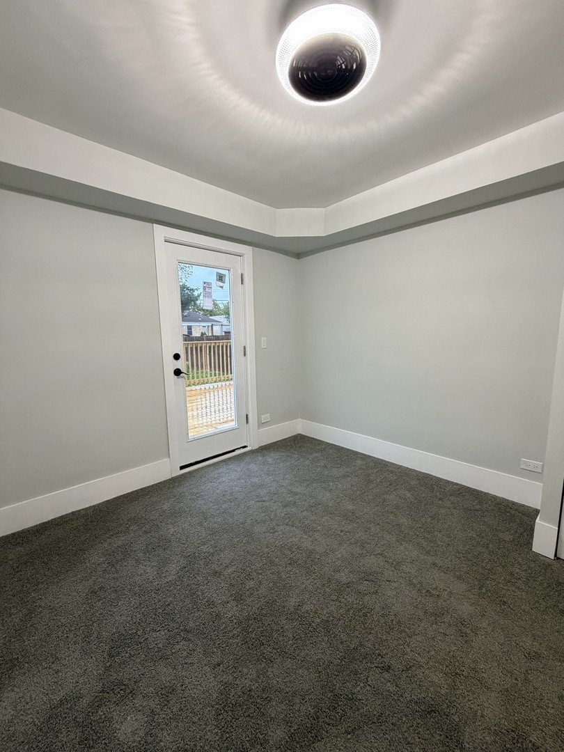 3024 W Fargo Avenue Property Photo 16