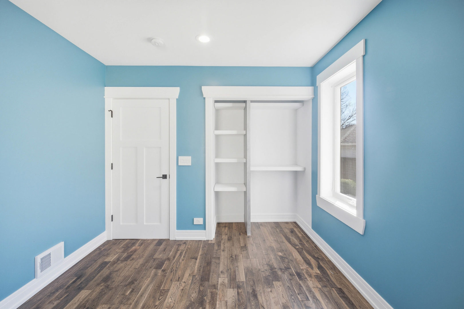 1020 Hill Avenue Property Photo 10