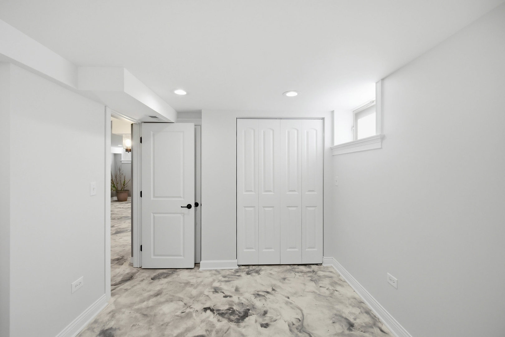 1020 Hill Avenue Property Photo 24