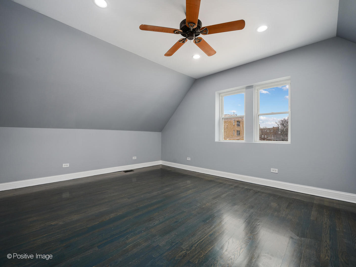 4530 W Maypole Avenue Property Photo 11