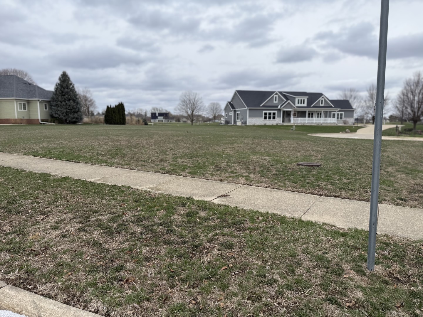 2814 Castlerock Drive Property Photo 1