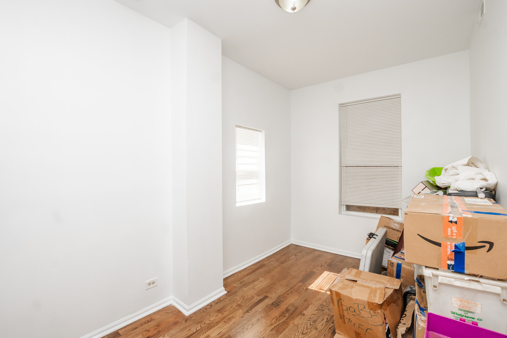 1306 S Central Park Avenue Property Photo 20