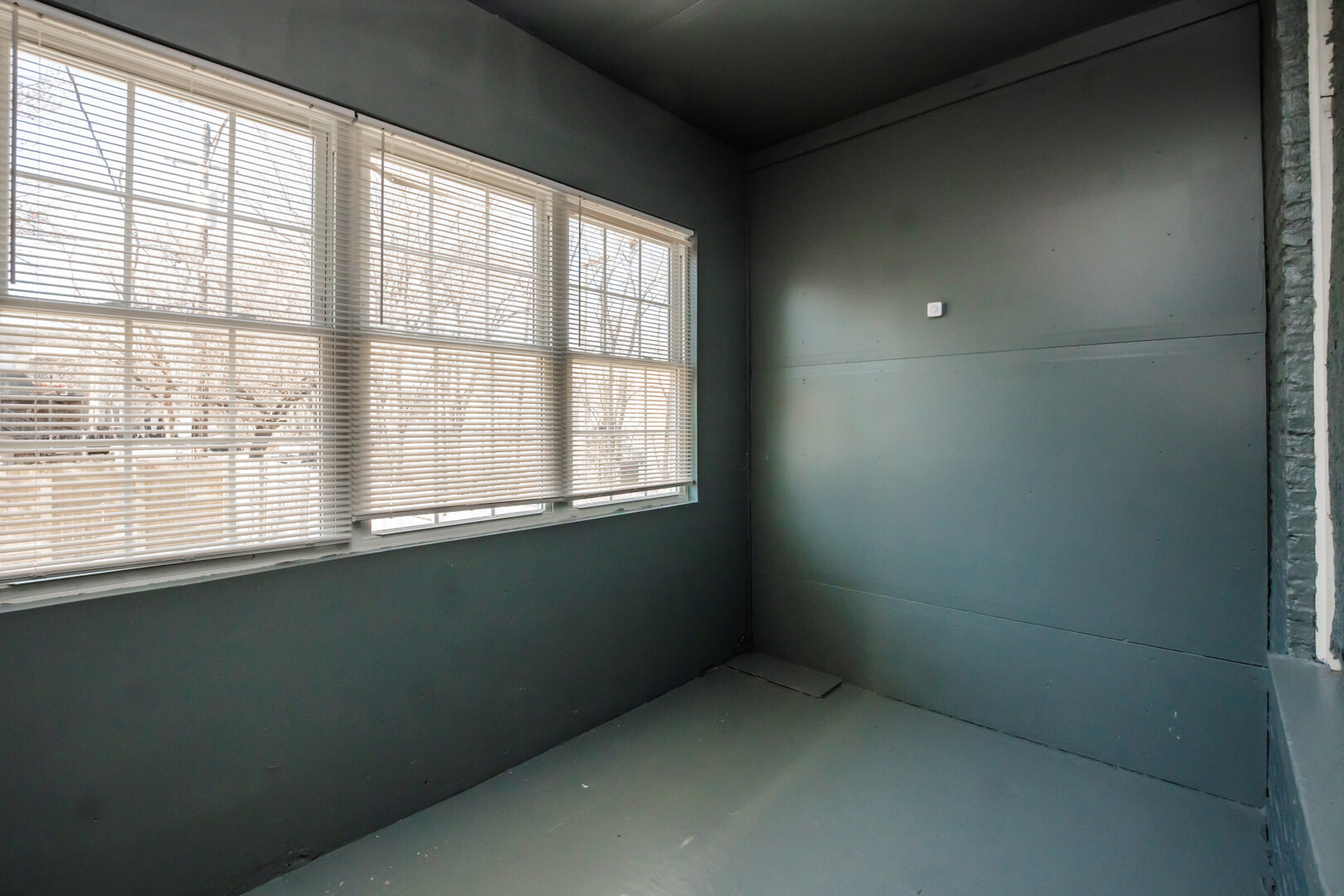 1306 S Central Park Avenue Property Photo 25